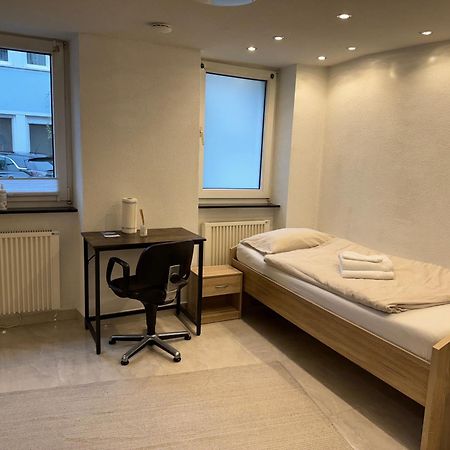 City Apartment Stadtwohnung Mit Kueche Und Netflix Nahe Bahnhof Синшайм Екстериор снимка